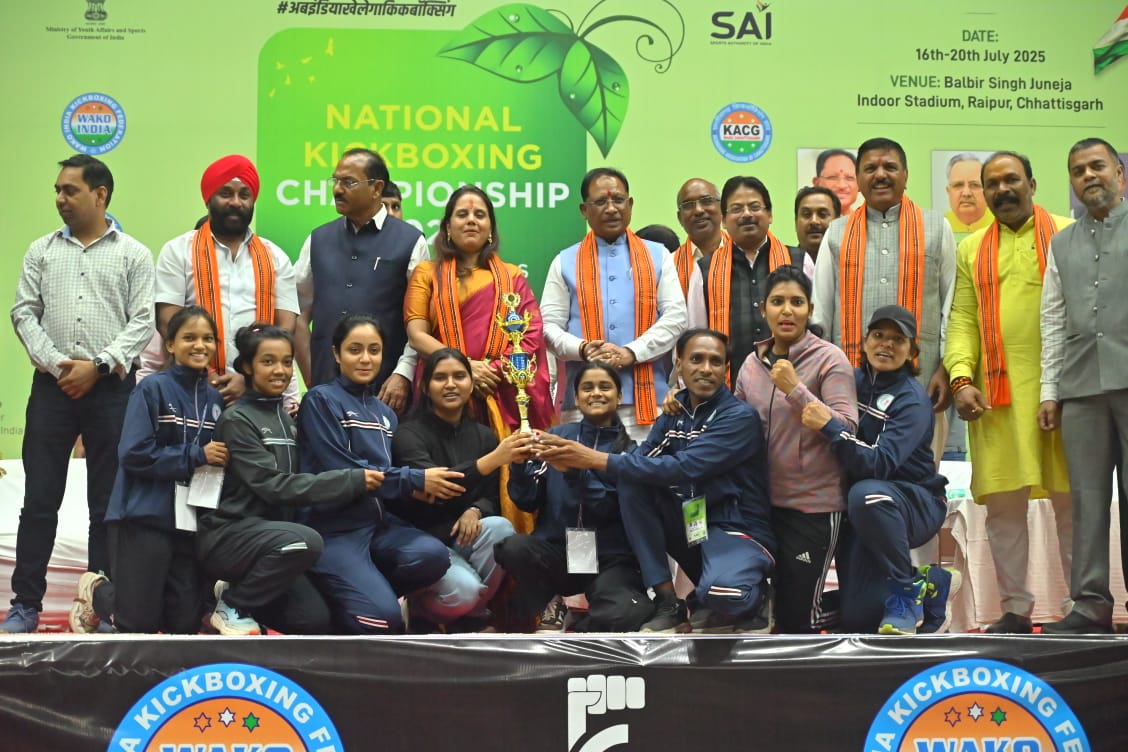 छत्तीसगढ़ को छठवां स्थान &ndash; मुख्यमंत्री ने किया सम्मानित