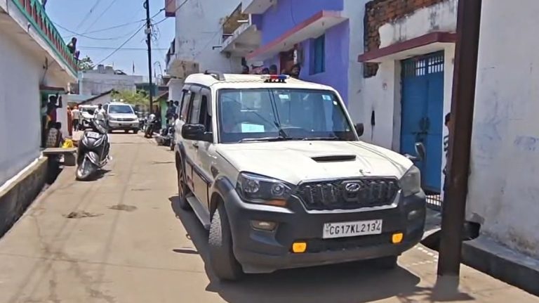 रायपुर में घर से मिली बम बनाने की सामग्री, इलाके में मचा हड़कंप... पुलिस ने पूरे क्षेत्र को घेरा