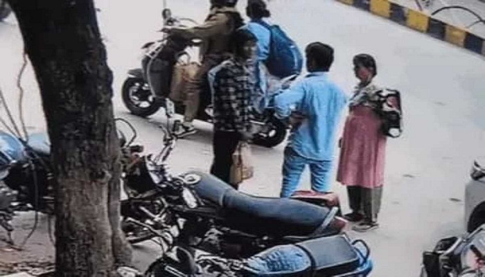 रास्ता पूछने के बहाने महिला को रोका, बातों में उलझाकर जेवर लेकर फरार हुए आरोपी