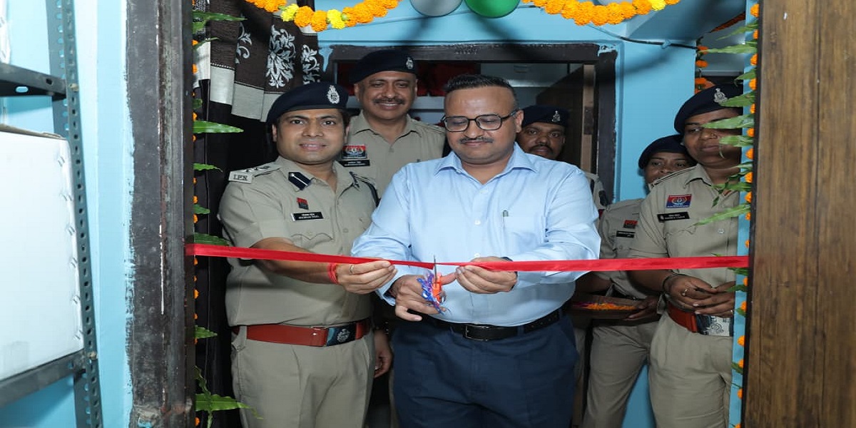 पुलिस महानिरीक्षक श्री रामगोपाल गर्ग (भा.पु.से.) बिलासपुर रेंज ने दिनांक 27.08.2026 कोे जिला मुंगेली के 02 थाना जरहागांव