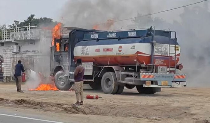 कटघोरा-अंबिकापुर NH-130 पर मची अफरा-तफरी